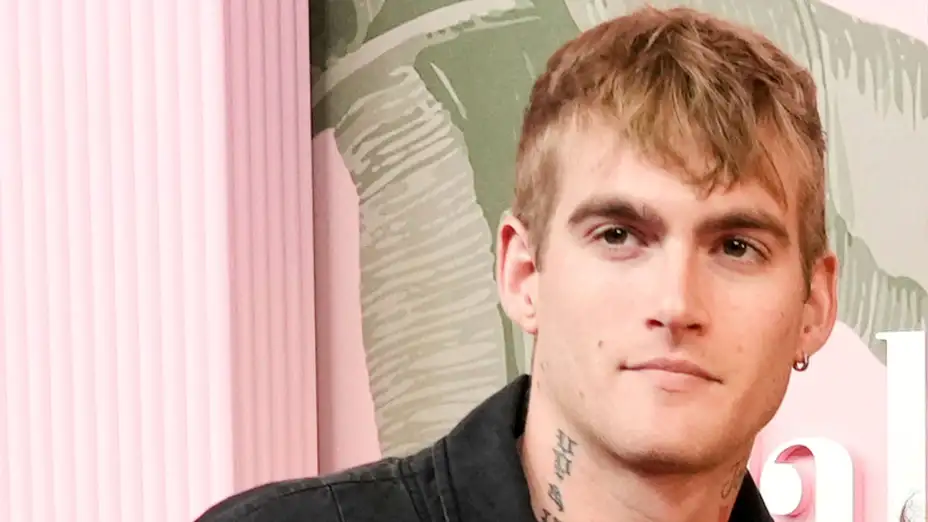 Presley Gerber posa en el Teatro Samuel Goldwyn, en 2024.