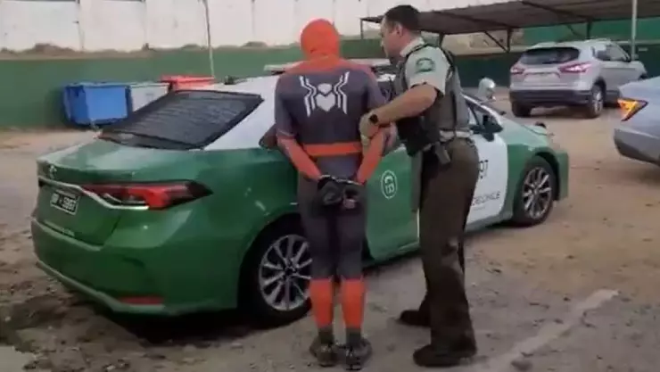 Detienen al “Hombre Araña” en Chile por delito de amenazas; estaba prófugo de la justicia