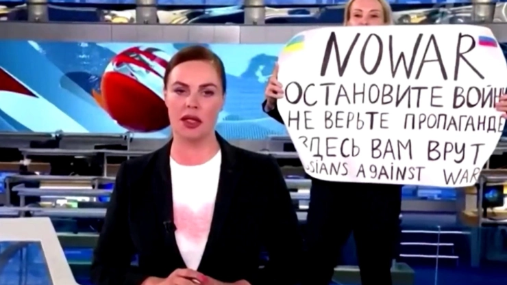 rusia multa Marina Ovsyannikova protesta television