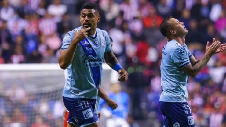 Club Puebla vs Chivas 2023