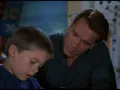 Escena de la película ‘El Regalo Prometido’ (Jingle All The Way) por Azteca 7.