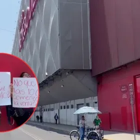 Aficionados del Toluca se forman 4 días para comprar boletos para la final de Liga MX