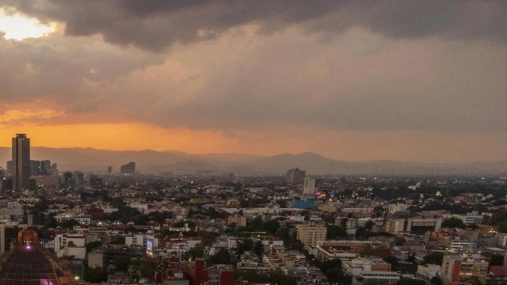 Se registra mala calidad del aire en Tultitlán, Coacalco y zona conurbada tras incendio; hay riesgo