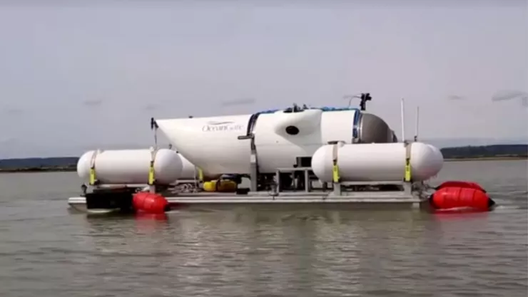 Submarino perdido en viaje al Titanic