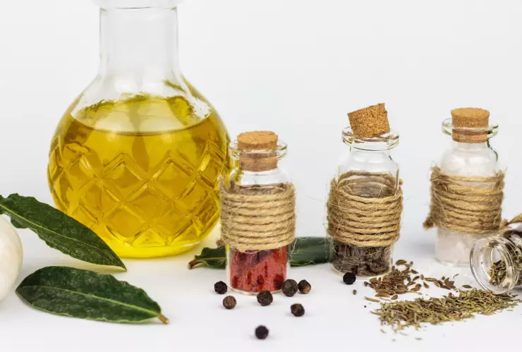 Remedio de hierbas aromáticas para que tu cabello crezca en poco tiempo