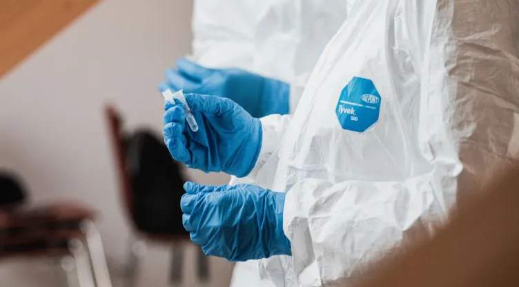 IMSS Bienestar lanza convocatoria para médicos especialistas registro, fechas y requisitos