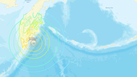 Tsunami Japón (1).jpg