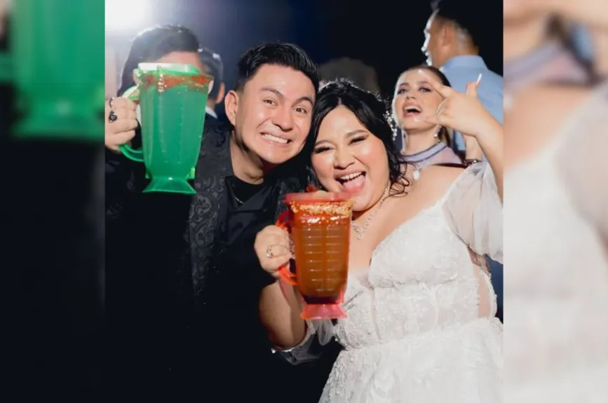 Marvín esperó a Herly en el altar con una guitarra en mano y ella entró cantando el “Aleluya”, un momento mágico para ellos y los asistentes de la ceremonia.