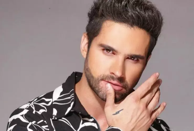 Eleazar Gómez obtiene libertad condicional por tres años