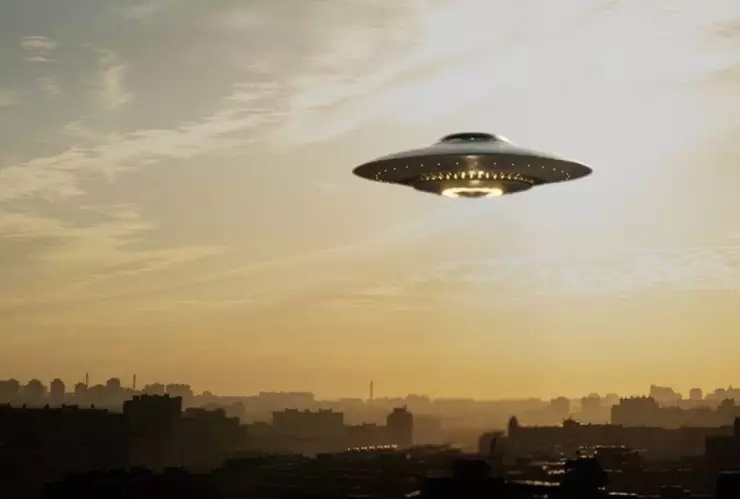 Un piloto estadounidense reportó un avistamiento de un OVNI mientras sobrevolaba Rhode Island