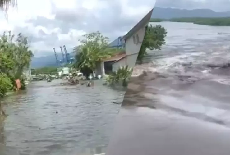 Alerta de Tsunami tras sismo en Michoacán.jpg