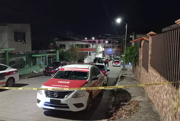 Herido en base de taxi de Tuxpan