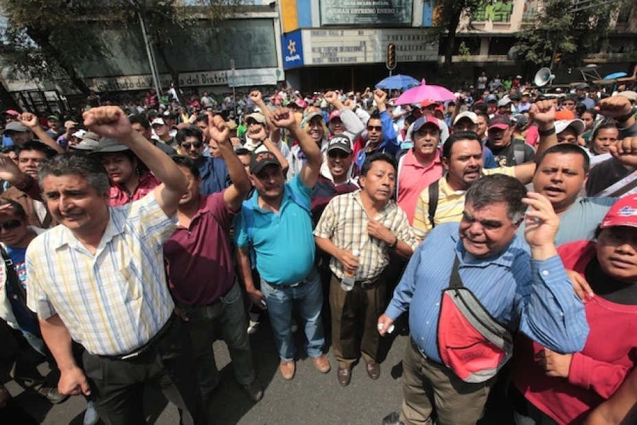 Según la organización Mexicanos Primero, los maestros tienen una influencia privilegiada para lograr sus demandas a través de manifestaciones