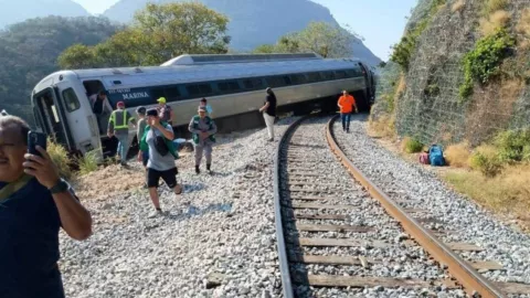 Autoridades revelan las causas del descarrilamiento del Tren Interoceánico en Oaxaca; ¿qué fue lo que pasó