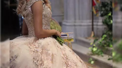 quinceanera en trabajo de parto
