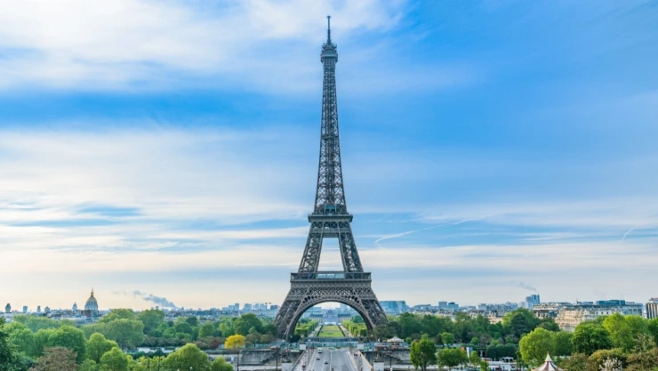 Cómo es la Torre Eiffel por dentro