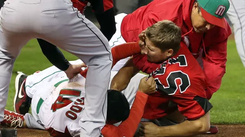 Pelea México Canadá Clásico Mundial de Beisbol