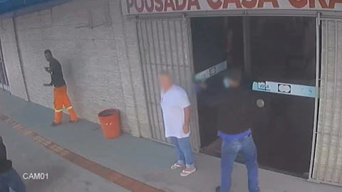VIDEO FUERTE | Captan asesinato a balazos de un hombre tras abusar de un infante de 9 años, ¿hicieron justicia?