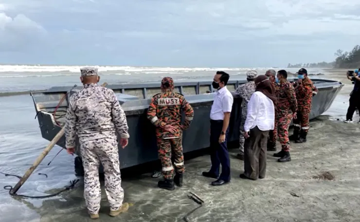 migrantes embarcacion malasia