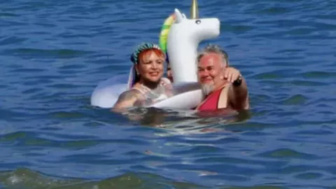 fantasma playa acapulco