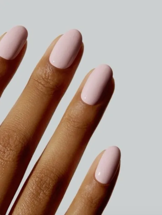 colores de uñas que rejuvenecen