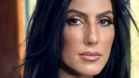 7 errores de cabello que hacen ver mayor a una mujer después de los 40