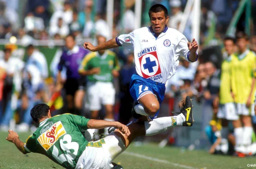 4 cruz azul campeón 1997 final león.jpg