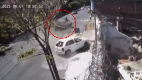 Así fue el IMPACTANTE accidente tras una persecución policiaca en Cuernavaca.