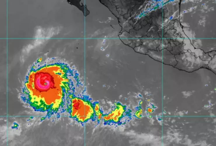 Esta es la UBICACIÓN EXACTA del poderoso Huracán Kristy de categoría 3 y los estados que afectará.
