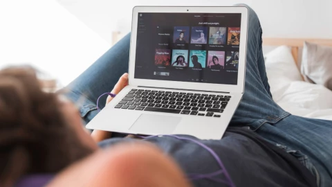 Cómo descargar Apple Music y Apple TV