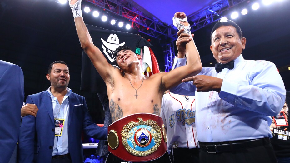 Vaquero Navarrete Joet González pelea