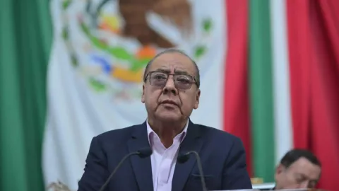 Nazario Norberto Sánchez, el diputado que busca prohibir los narcocorridos en el transporte público de la CDMX