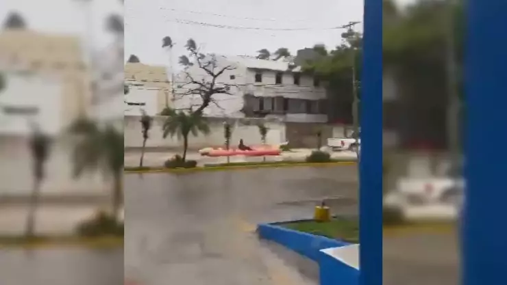 Acapulco bajo el agua