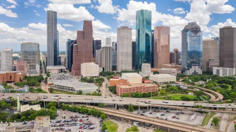 La ciudad de Houston en Texas es la m&aacute;s peligrosa para conducir durante el Memorial Day, seg&uacute;n un estudio