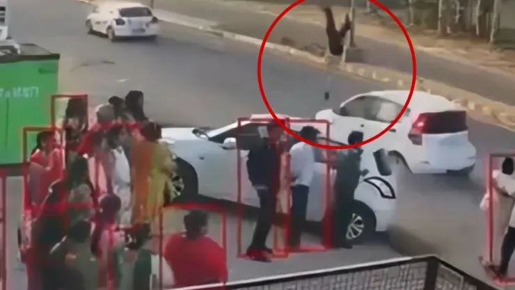 Fotógrafo muere atropellado al capturar boda en la India