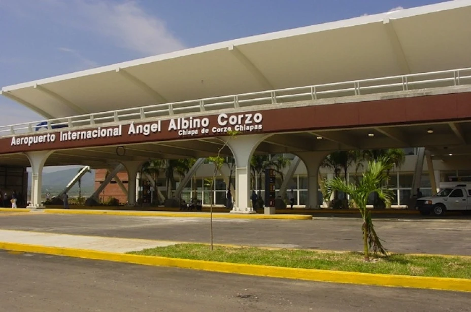 Aeropuerto Ángel Albino Corzo