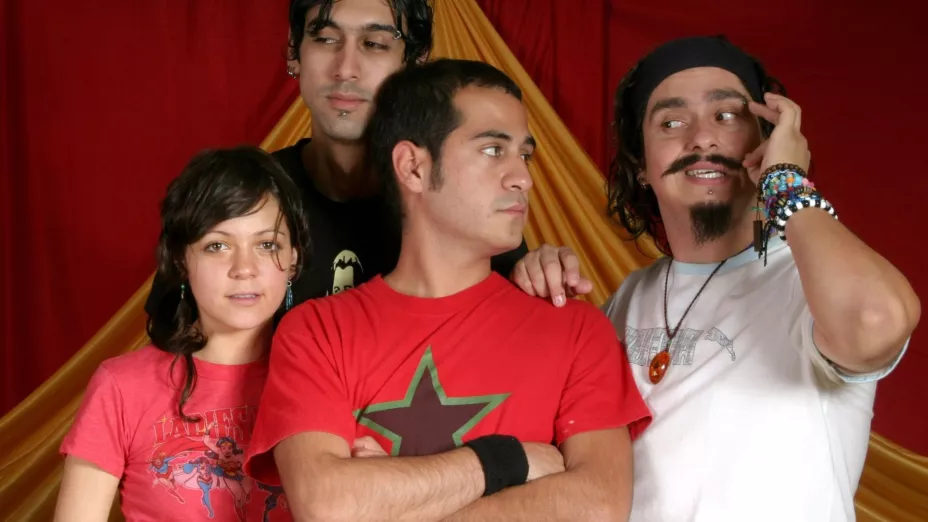 Natalia Lafourcade antes y después