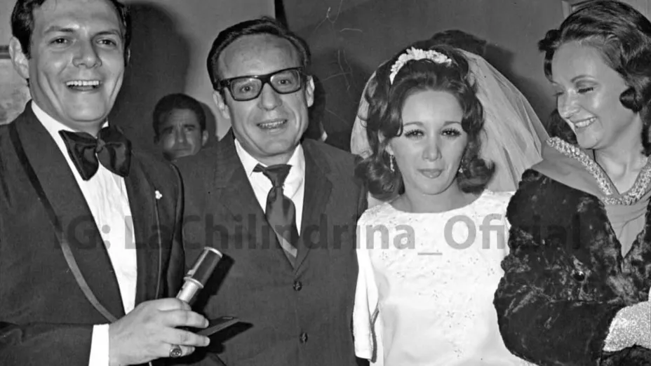 Chilindrina boda María Antonieta de las Nieves con Graciela Fernández y Chespirito