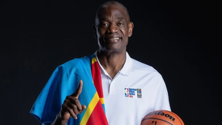 El exjugador de la NBA, Dikembe Mutombo