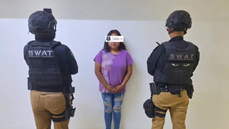 Detienen a mujer con 159 porciones de presunta droga
