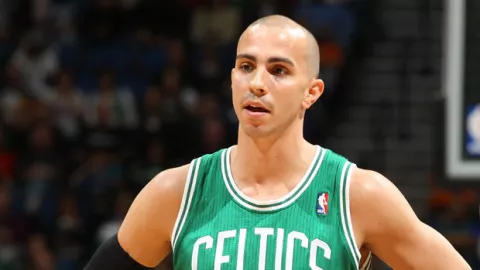 Carlos Arroyo dejó la NBA por el reggaetón