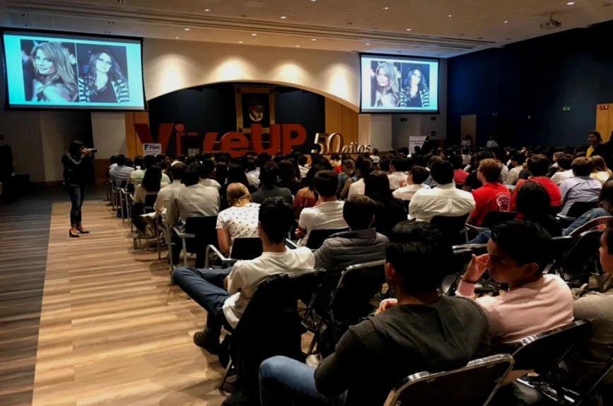 El auditorio del campus CDMX lució un lleno total