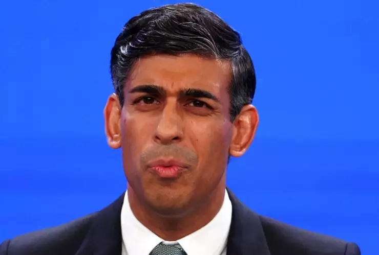 Rishi Sunak hace comentarios transfóbicos