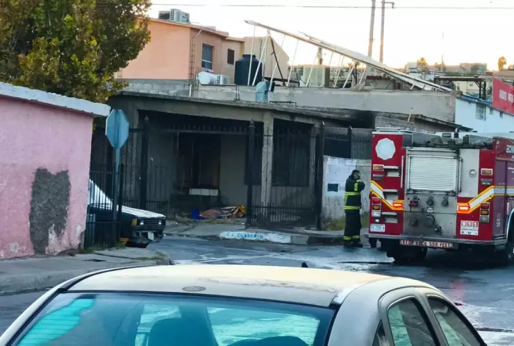 Incendio en colonia Dale