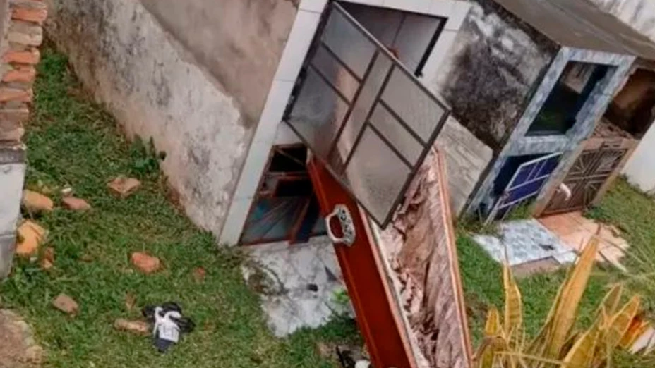 Cadáver cementerio Paraguay