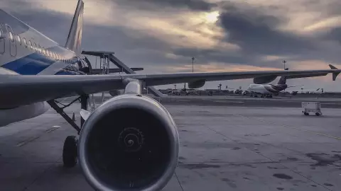 Vuelos programados HOY 26 de septiembre en el Aeropuerto Internacional de Cancún tras el HURACÁN HELENE.jpg