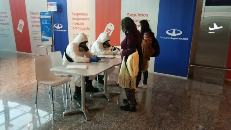 mexicanos varados en argentina.jpg
