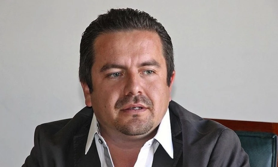 El diputado Manuel Aguilar Acuña representando al Congreso local del PAN, propuso eliminar el fuero, cundo hace unos días hizo uso de éste