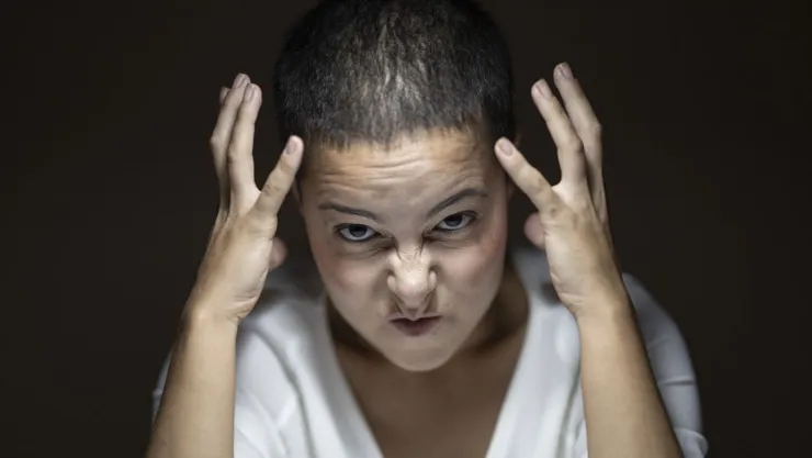 como-afecta-calor-extremo-salud-mental-personas-estres.jpg