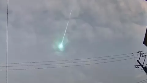 Meteorito en Japón deja el cielo verde